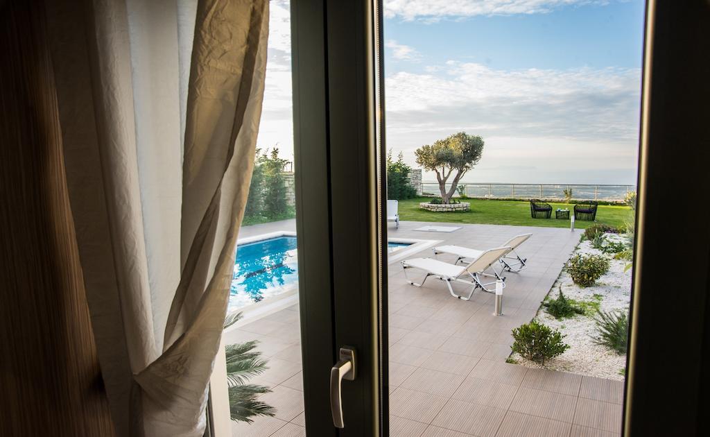 Villa Horizon Skouloufia Phòng bức ảnh